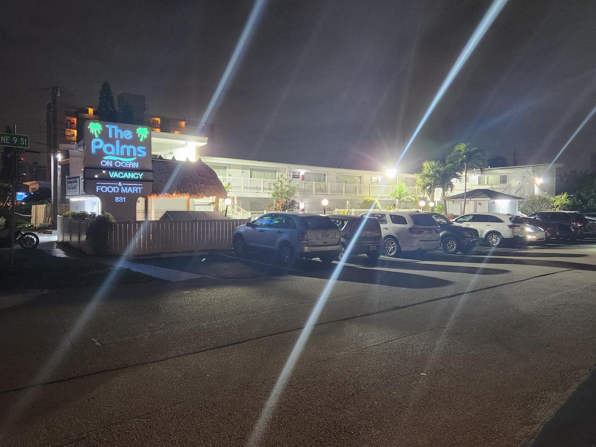 Motel The Palms On Ocean Pompano Beach Exterior foto