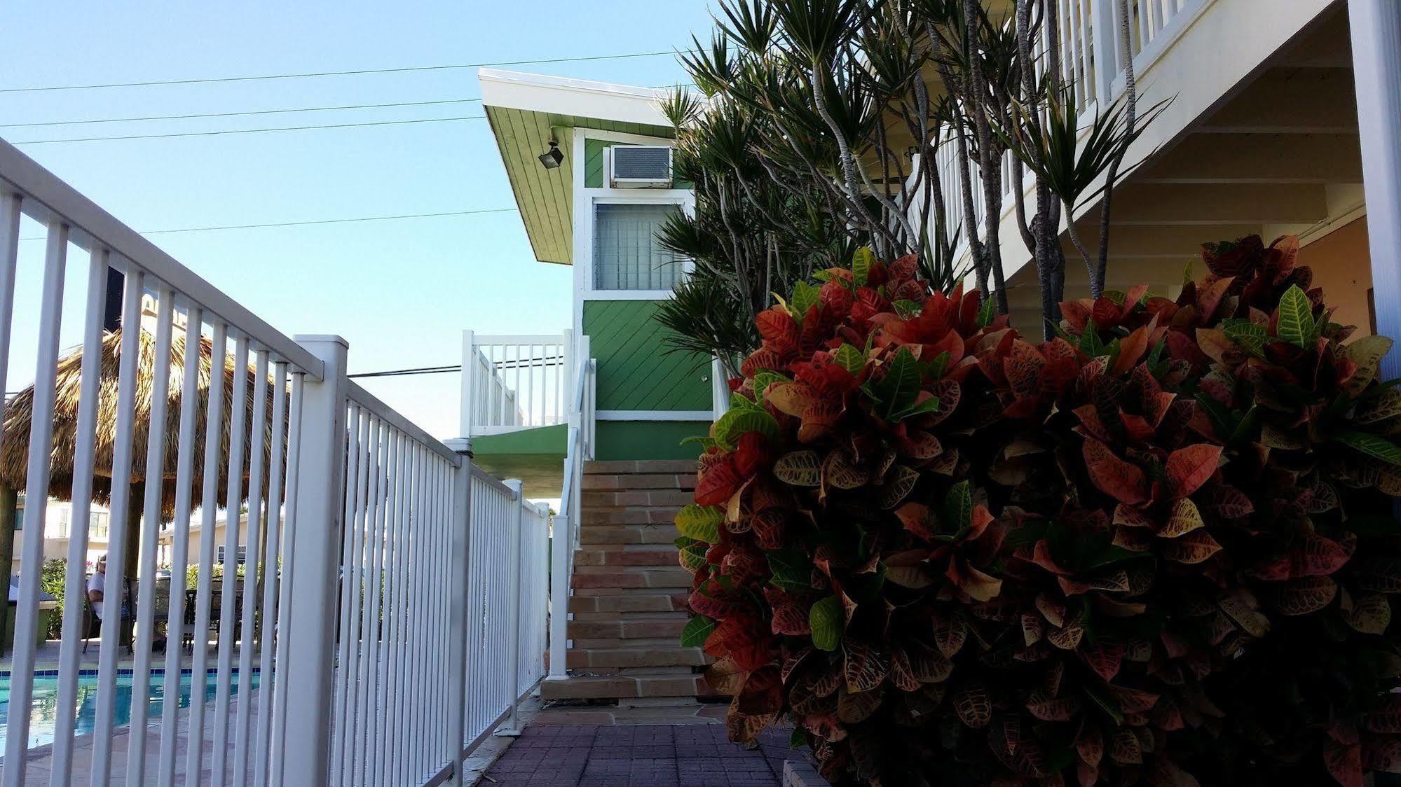 Motel The Palms On Ocean Pompano Beach Exterior foto